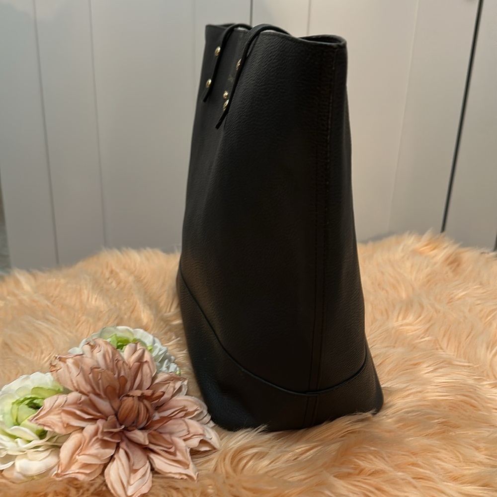 Cole Haan Black Leather Shoulder Tote Bag LG Gold Hardware LIKE NEW! 60% OFF - Picture 8 of 10